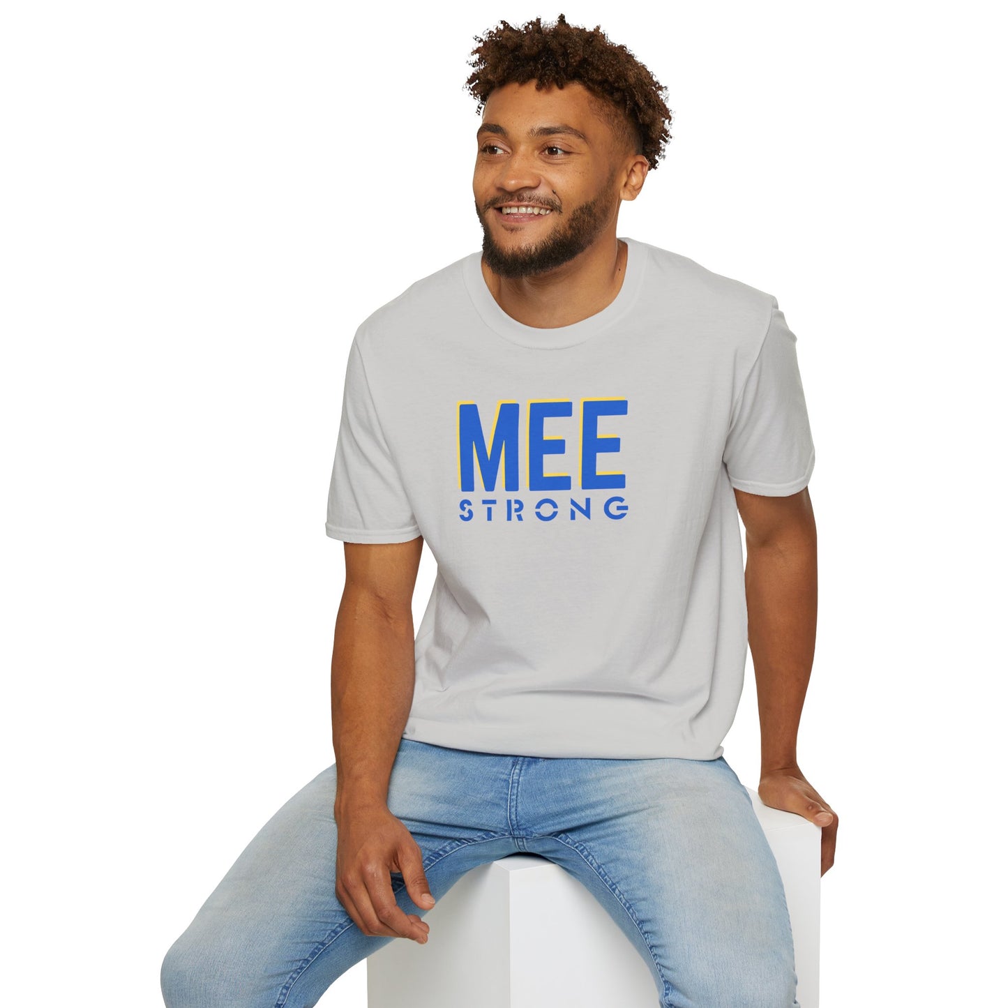 MEE STRONG SOFTSTYLE T-SHIRT