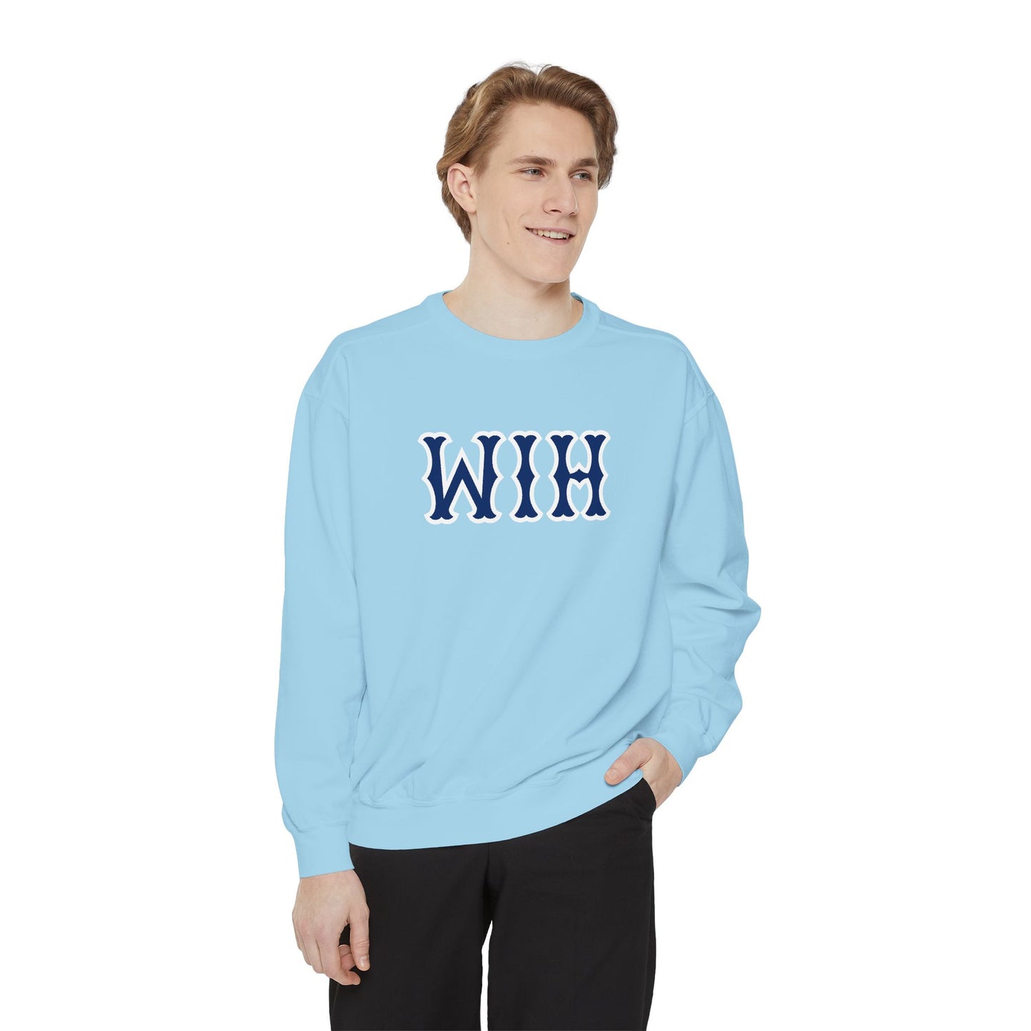 WIH NAVY SOX LETTERS CRWNECK