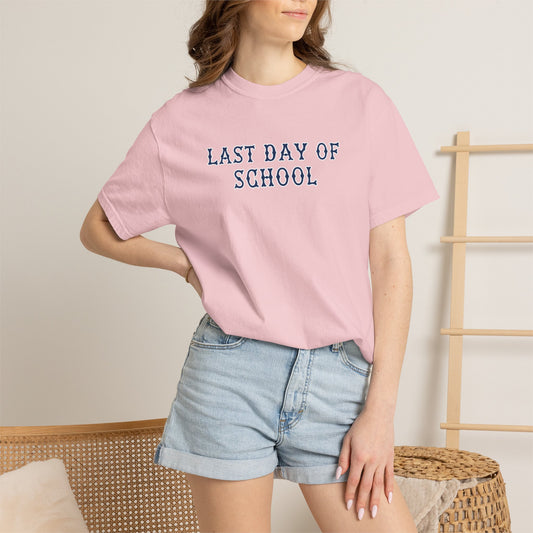 NAVY FENWAY LAST DAY OF SCHOOL TEE