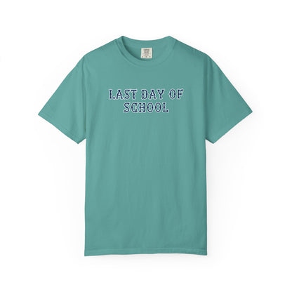 NAVY FENWAY LAST DAY OF SCHOOL TEE